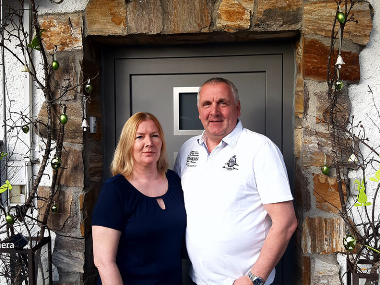 Gastgeber des Gästehaus am Goldberg in St. Oswald-Riedlhütte- Ulrike und Martin Koßmann